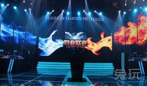 解说娃娃反复打脸 游戏主播是否从属电子竞技